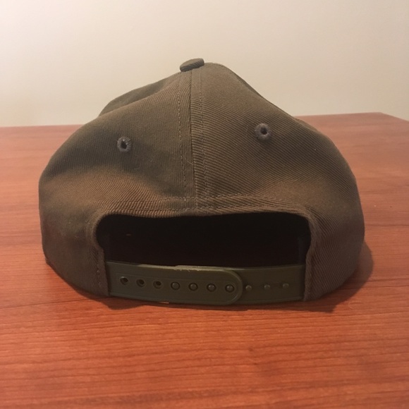 Green Supreme Gonz snap back hat - Picture 3 of 5